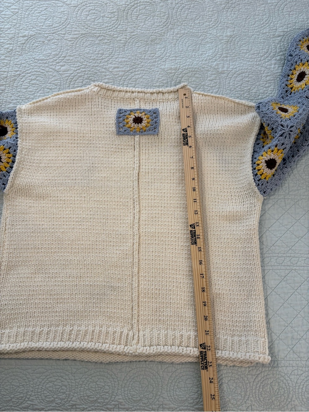 POL crochet sleeve pullover sweater. Size small. - Picture 8 of 9
